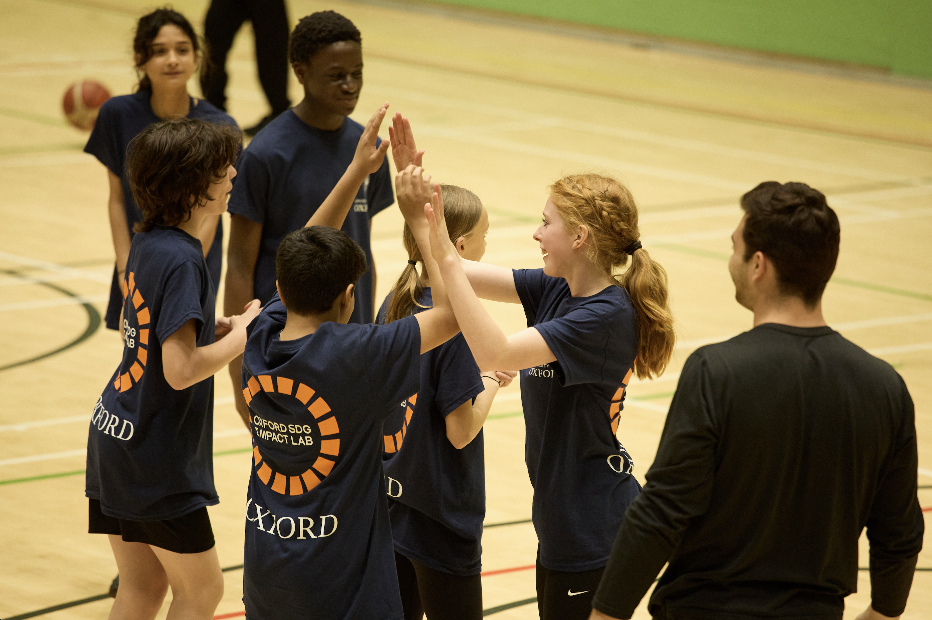 Oxford Sports Leaders workshop - Children High-fiving 